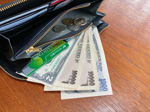 Ruff Zipper Wallet