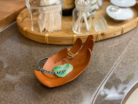 HAND Tray
